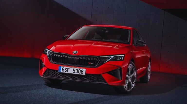 skoda octavia RS 2025