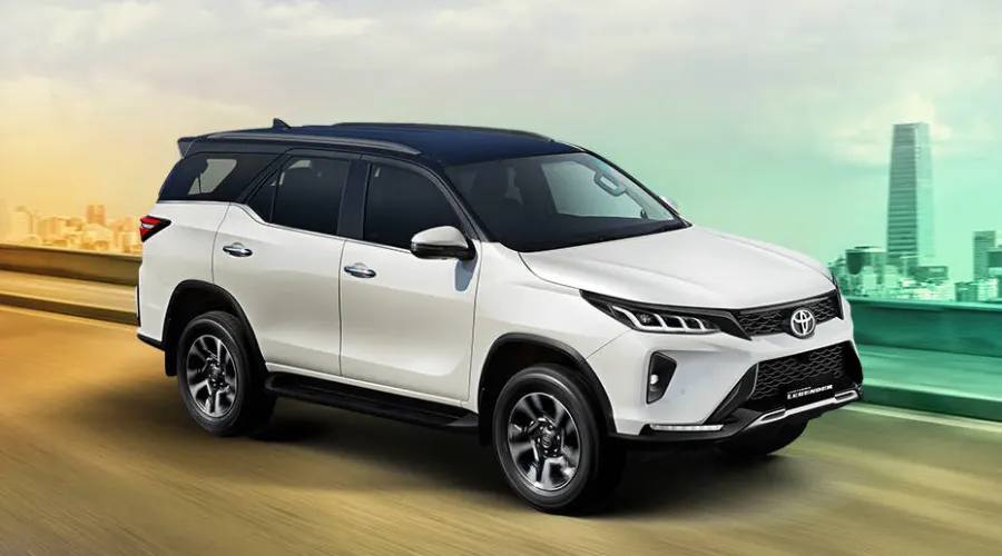 Toyota Fortuner Legender