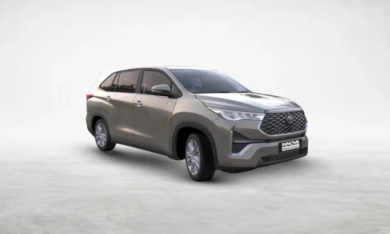 Toyota Innova Hycross