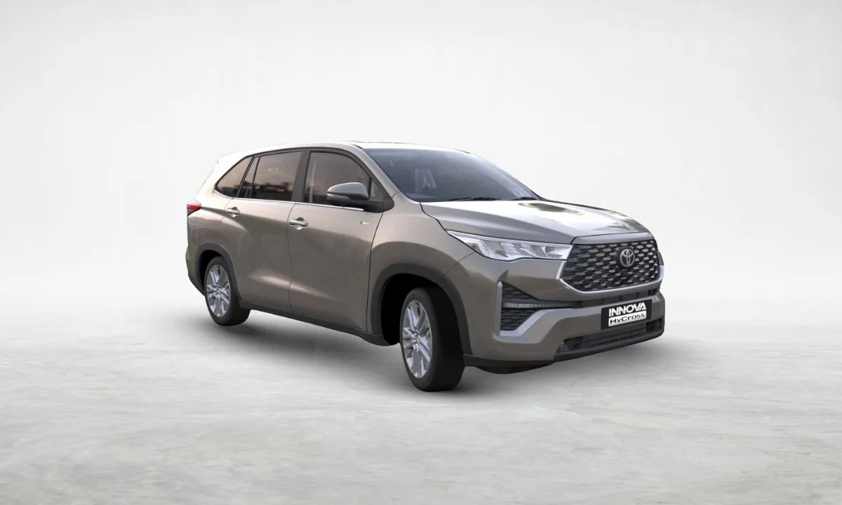 Toyota Innova Hycross