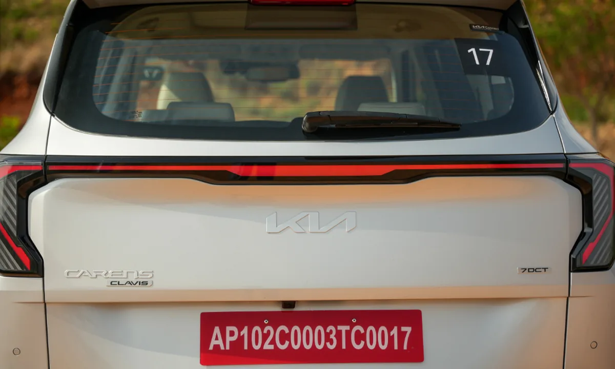 Kia Carens Clavis
